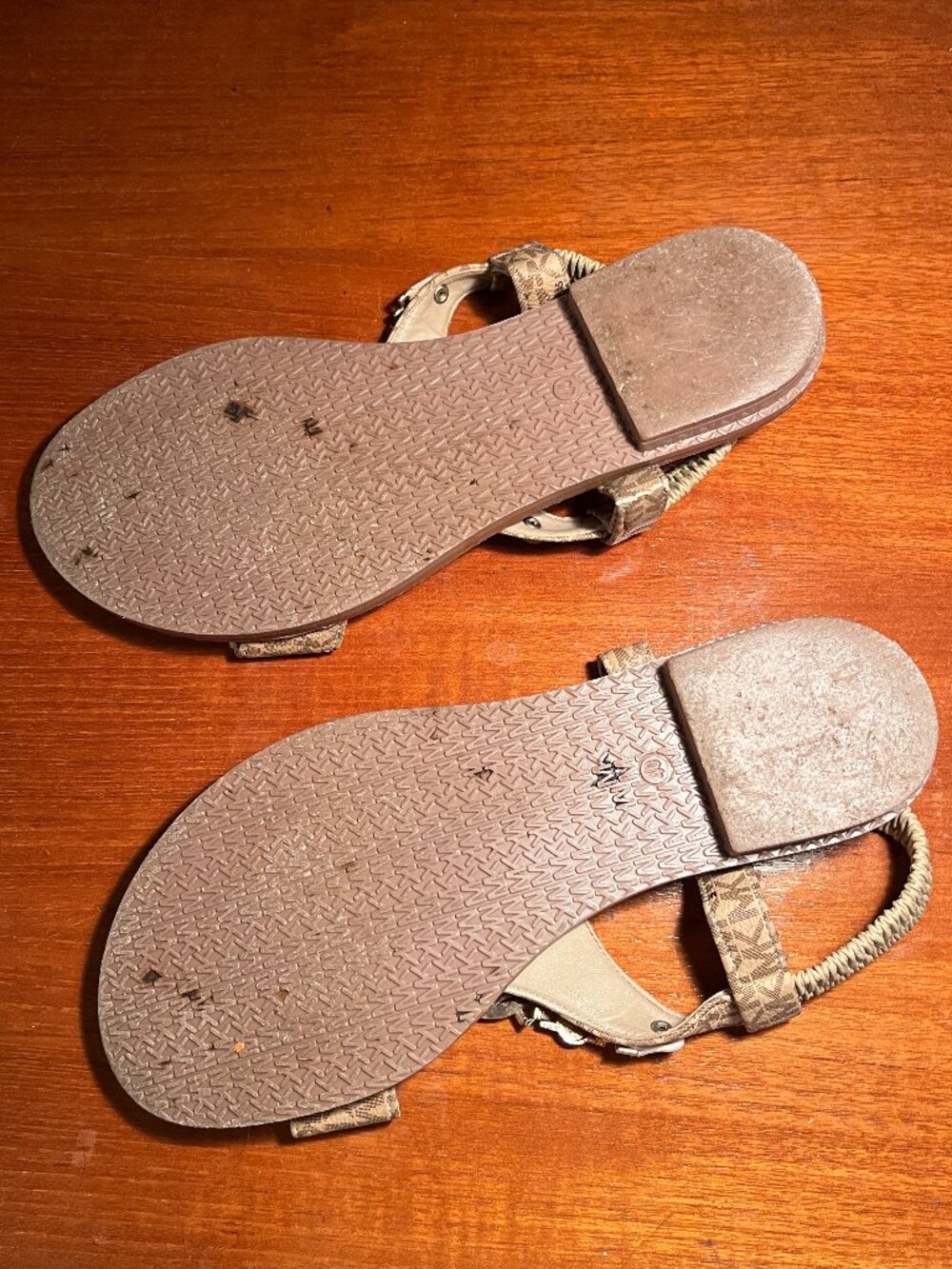 Michael Kors MK Logo Rhinestone Sandals Women's 9 - Picture 3 of 3